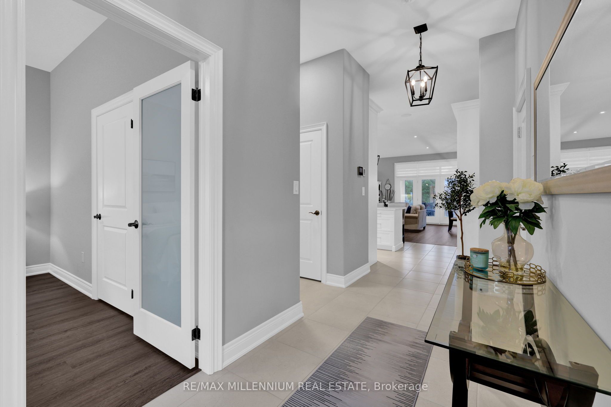 23 Sassafras Row, #18