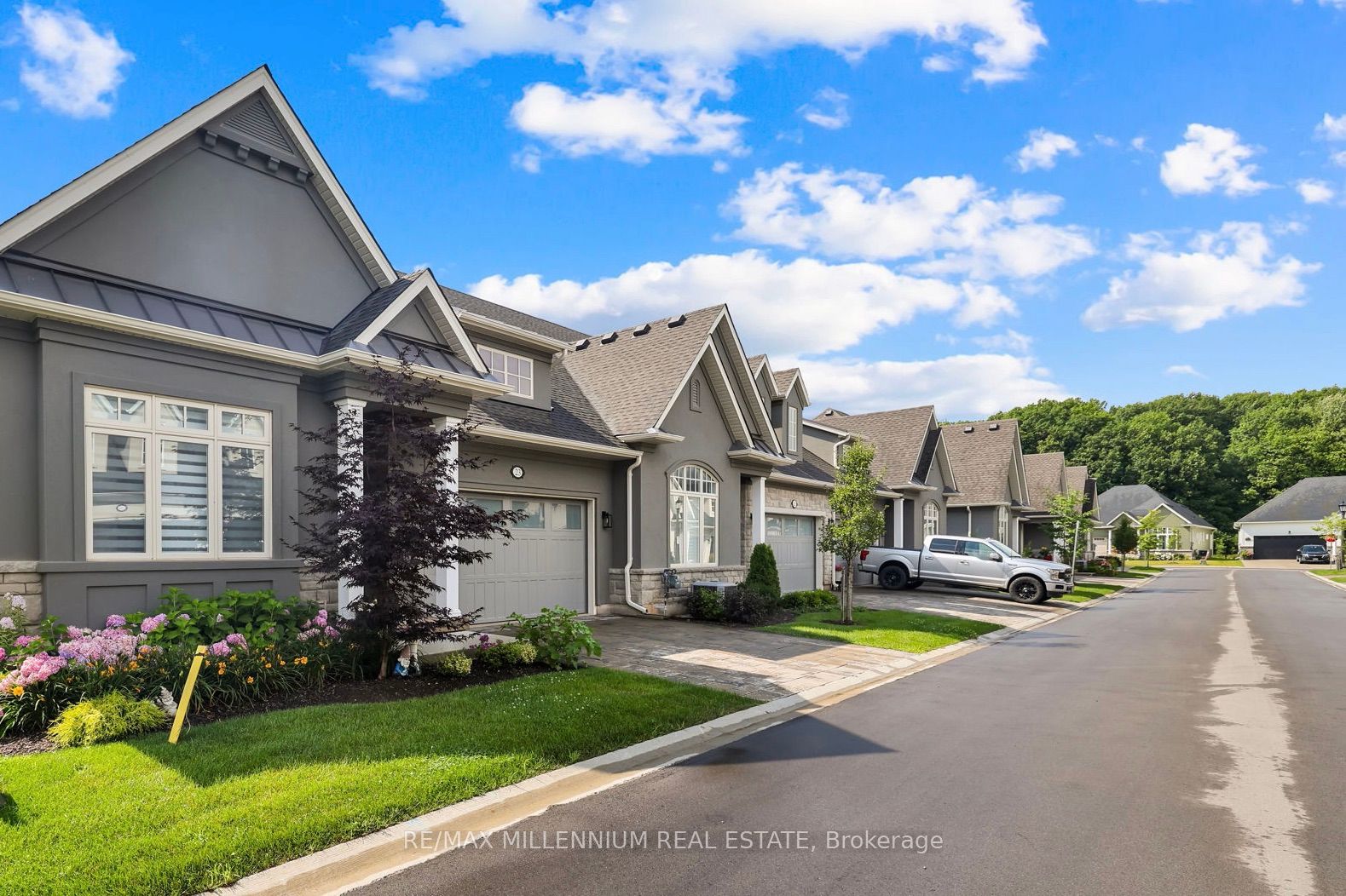 23 Sassafras Row, #18