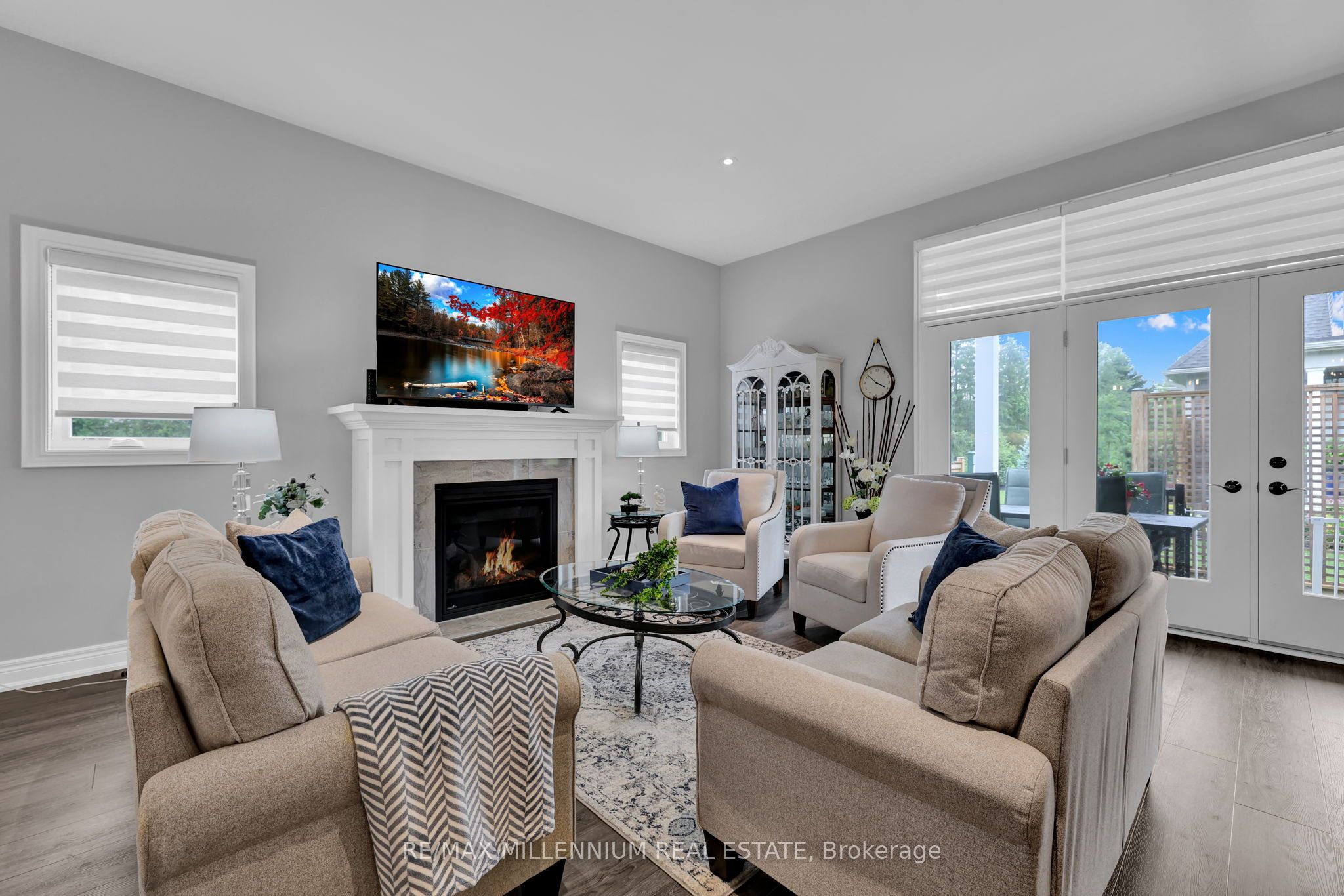 23 Sassafras Row, #18