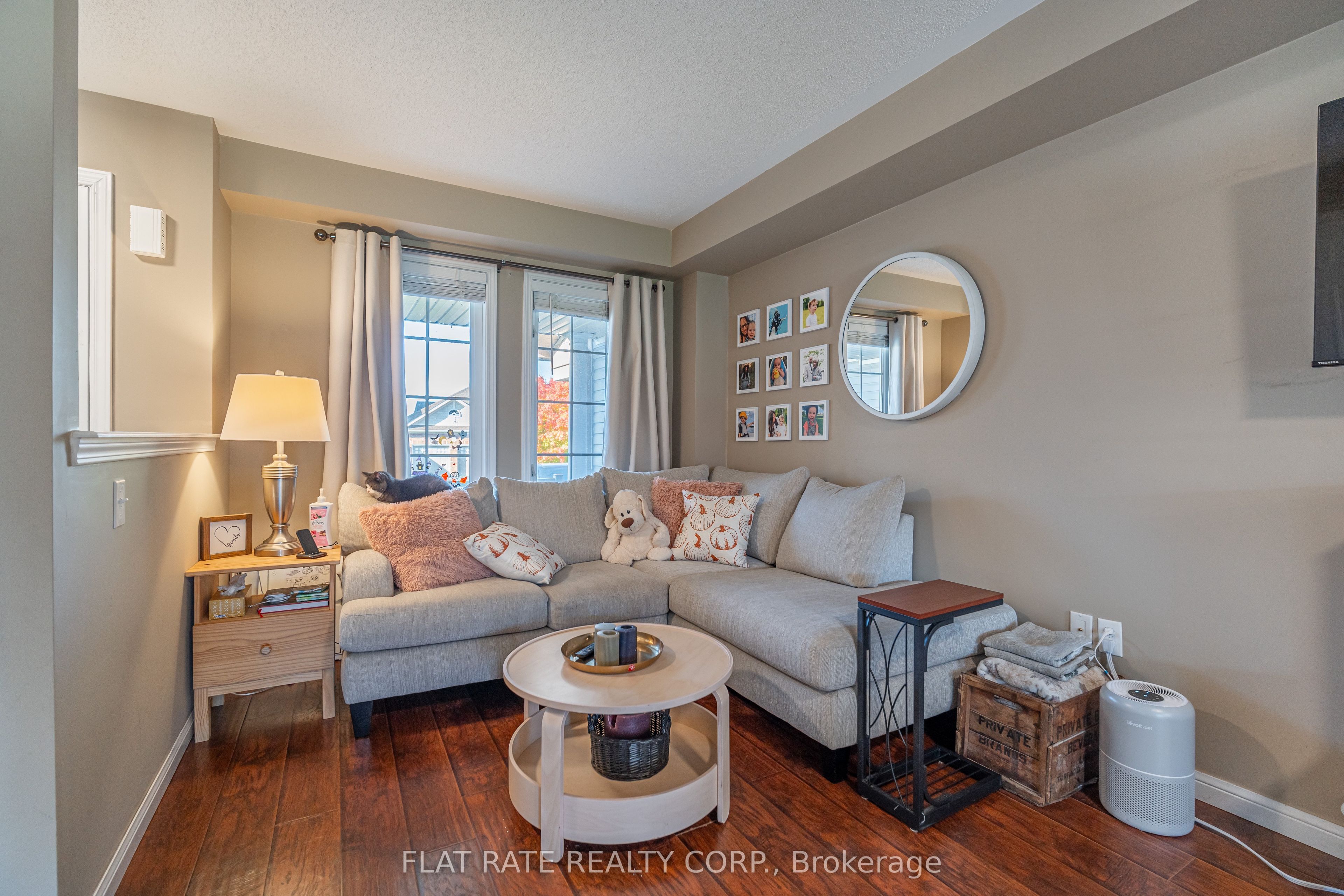 781 Tully Crescent