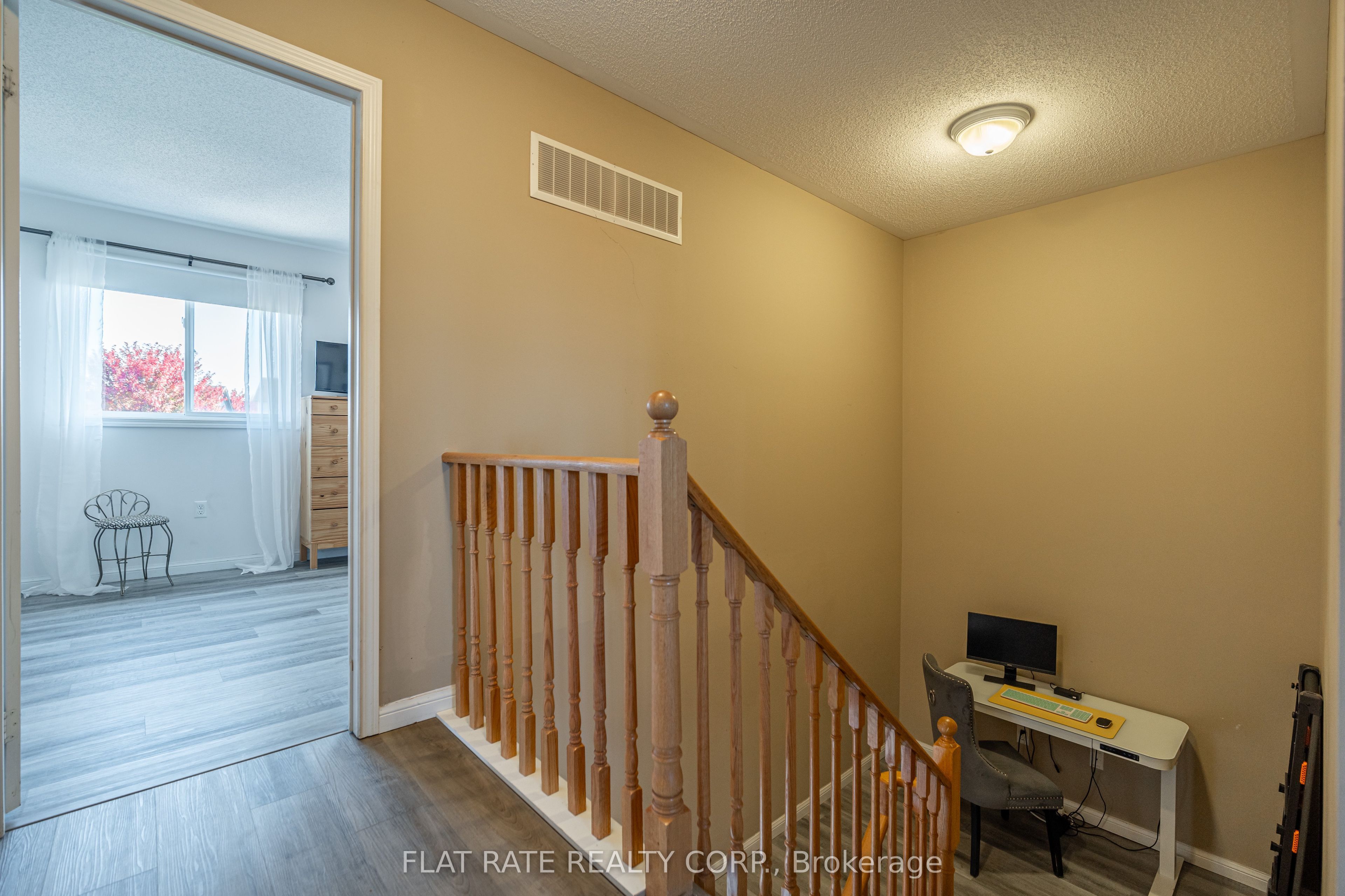 781 Tully Crescent