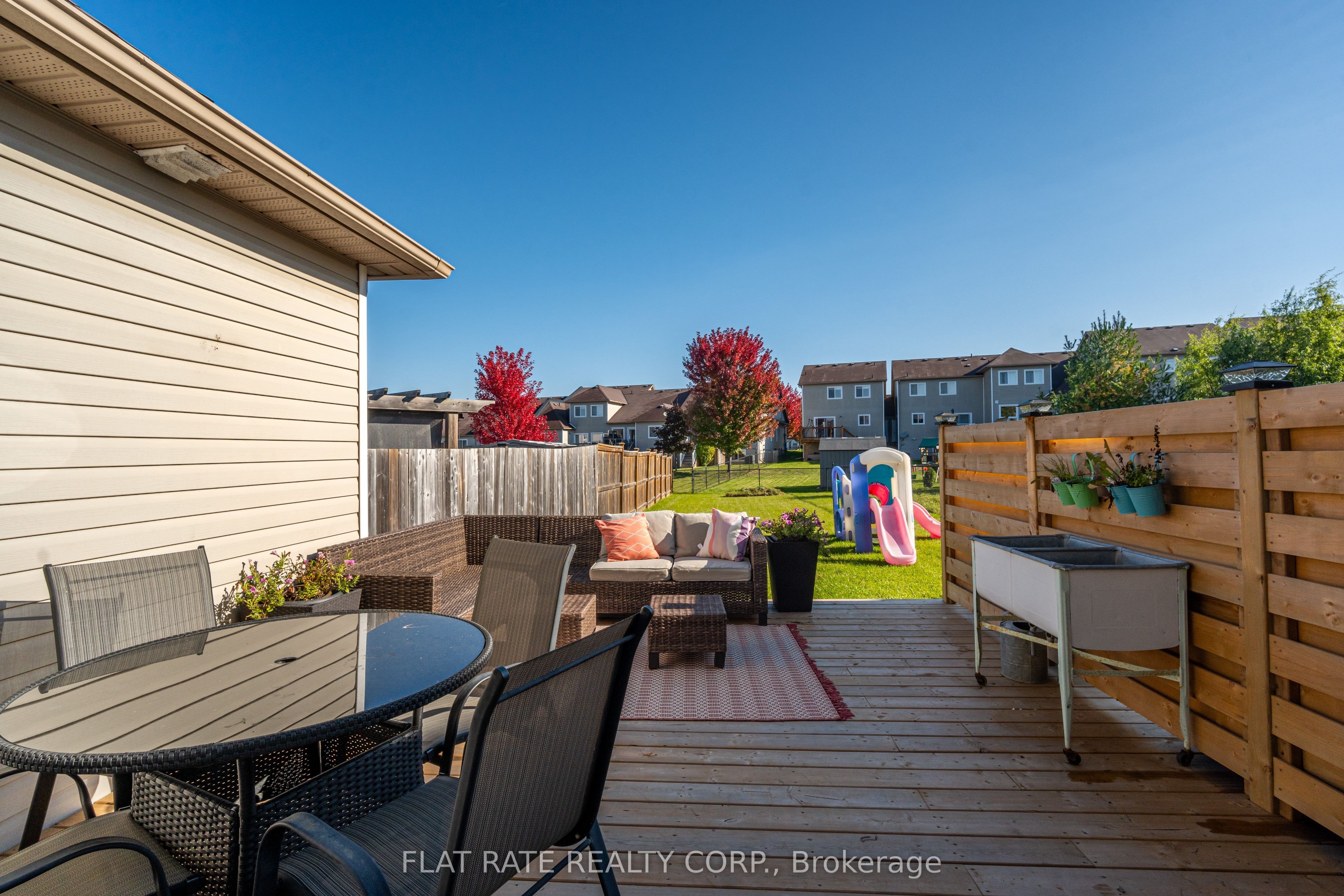 781 Tully Crescent