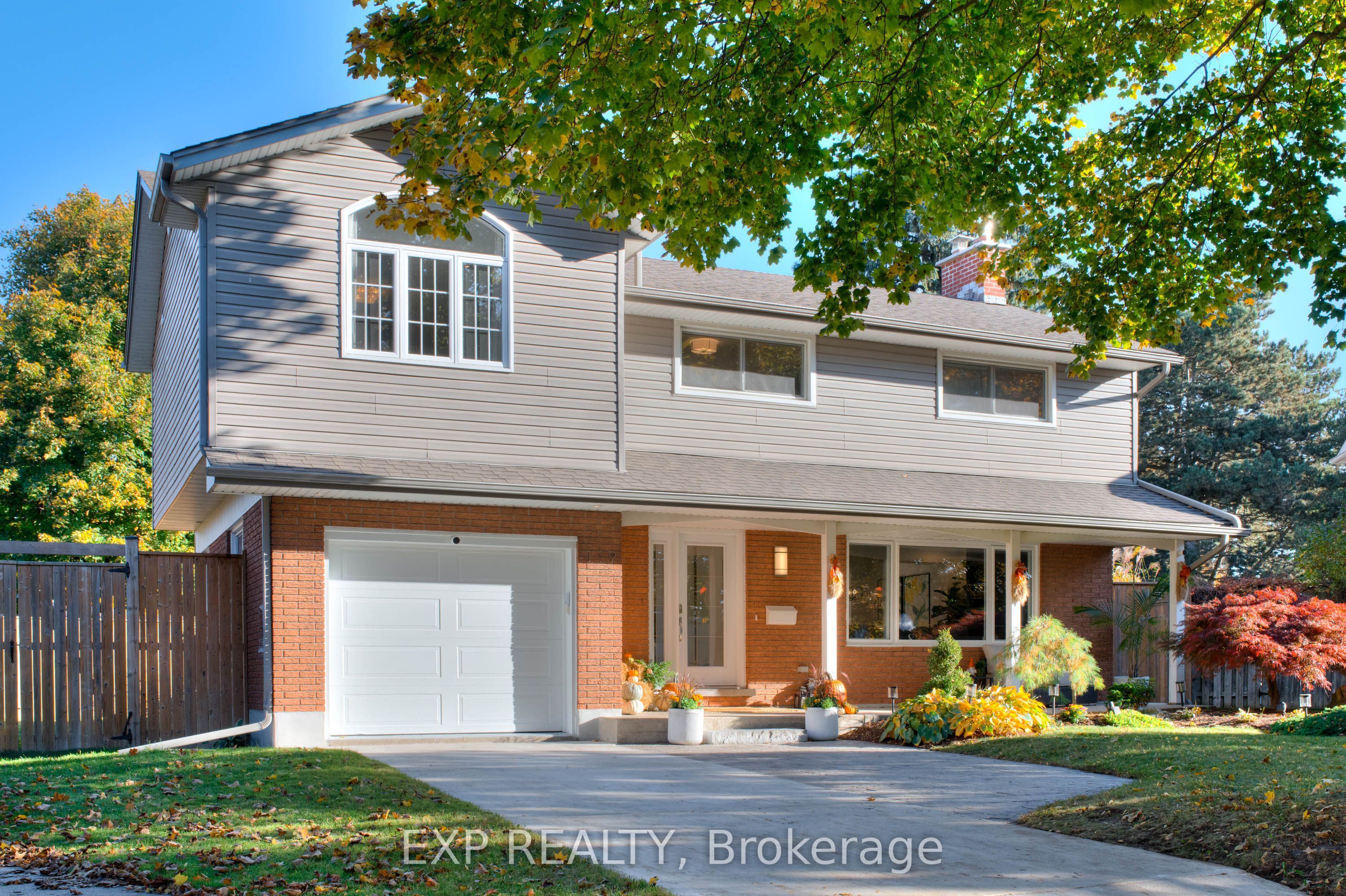 119 Charlotte Place