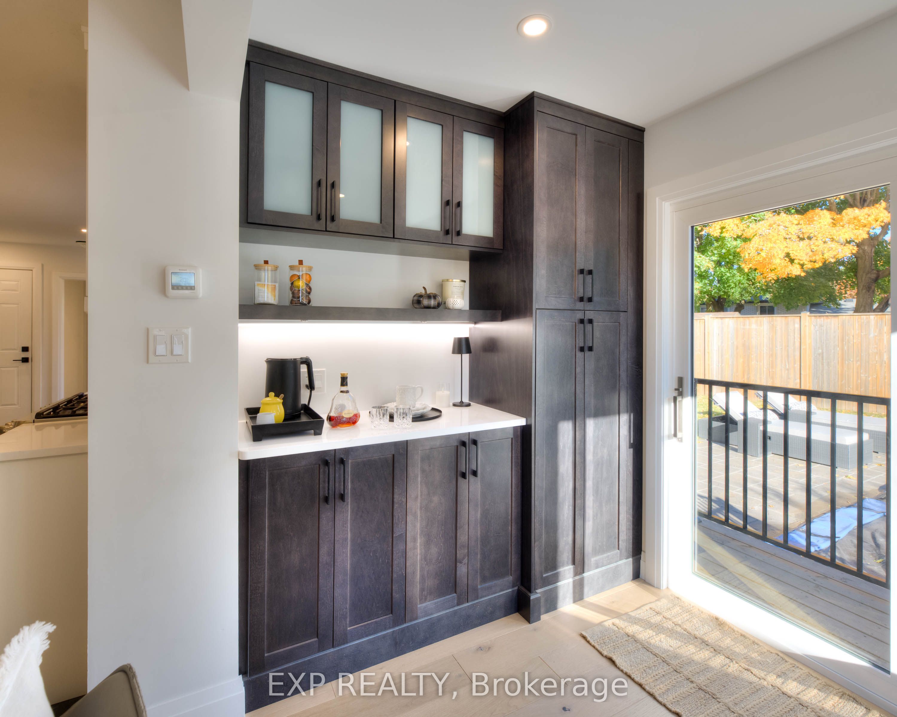 119 Charlotte Place