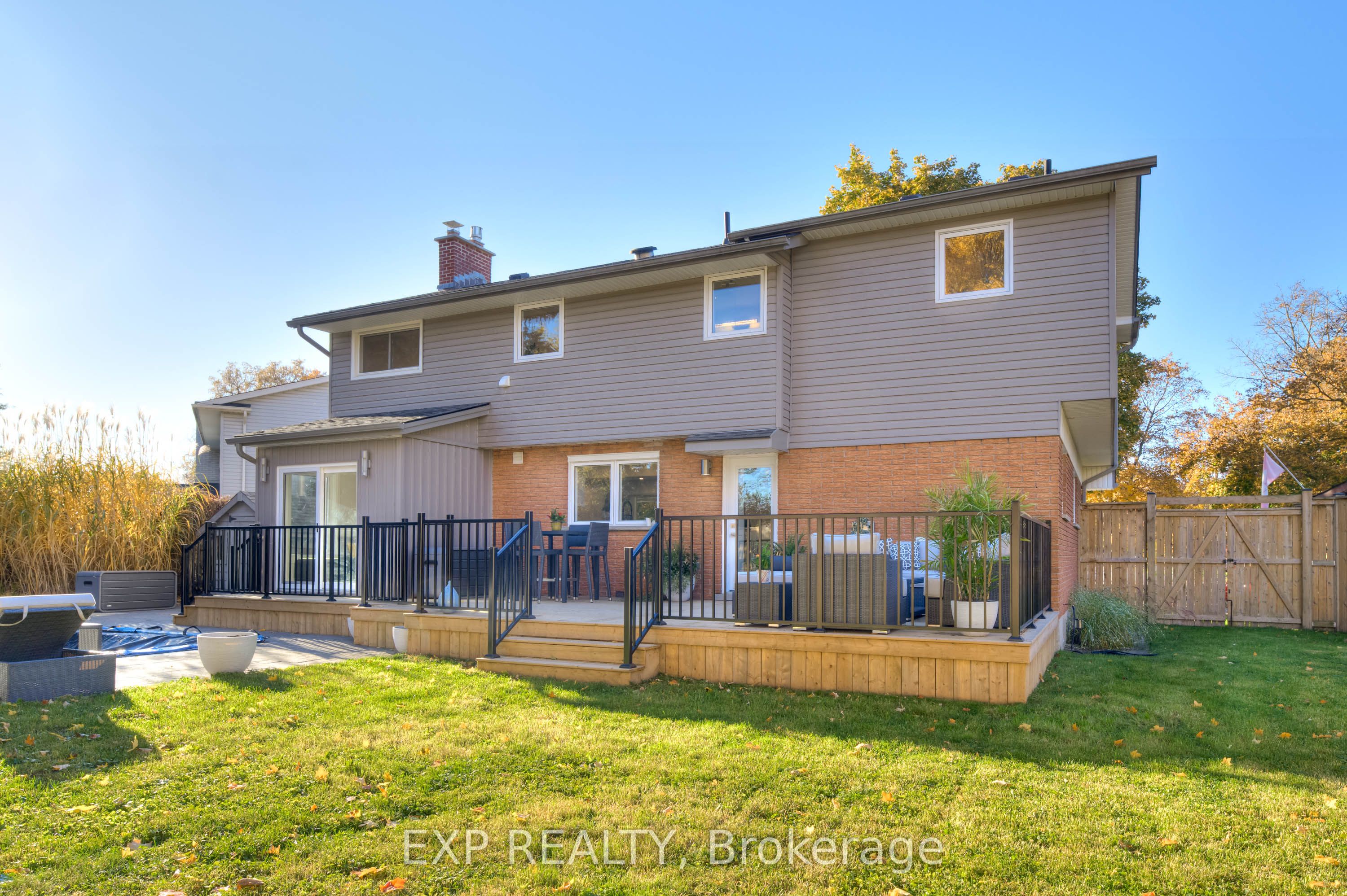 119 Charlotte Place