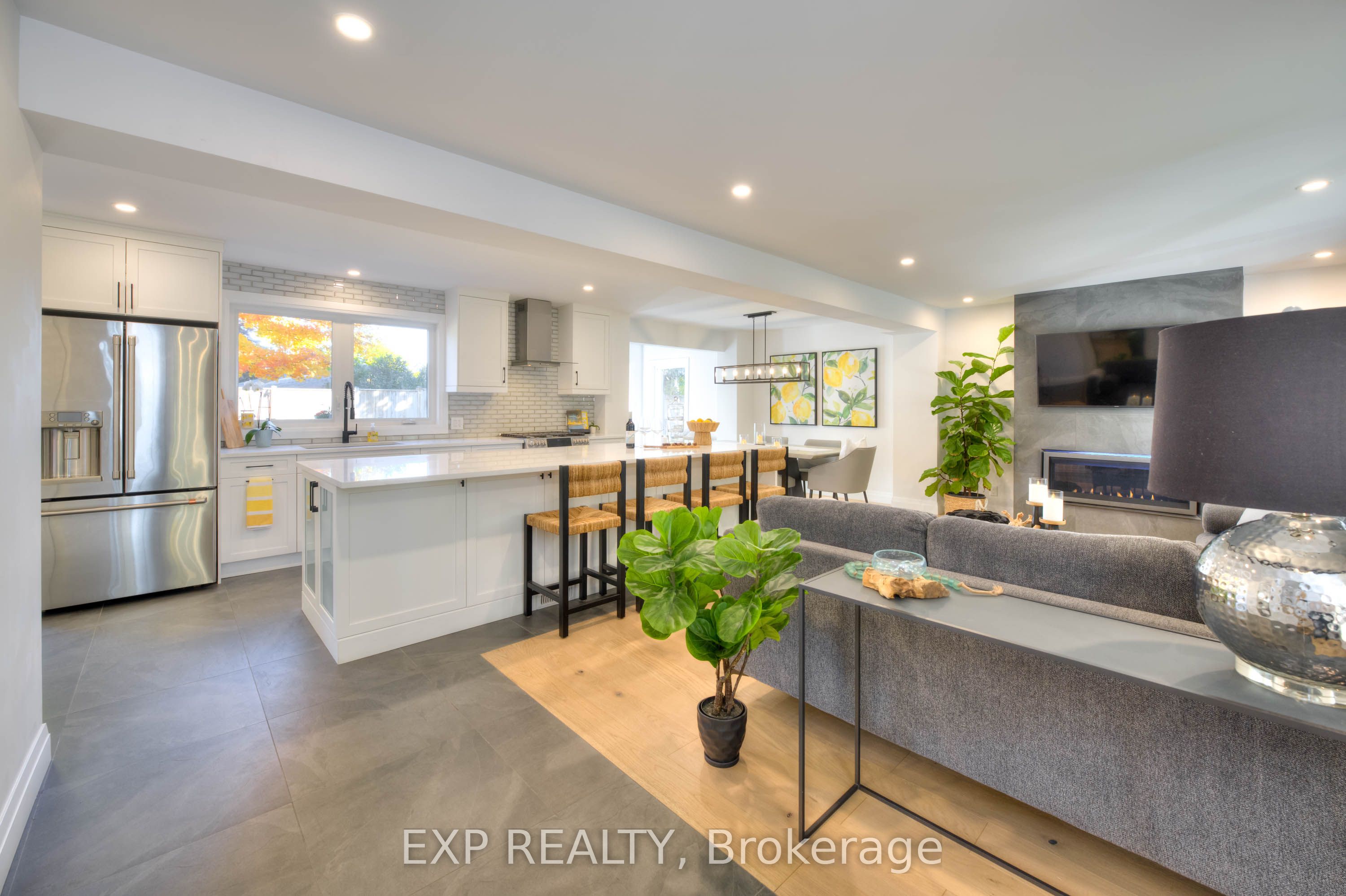 119 Charlotte Place