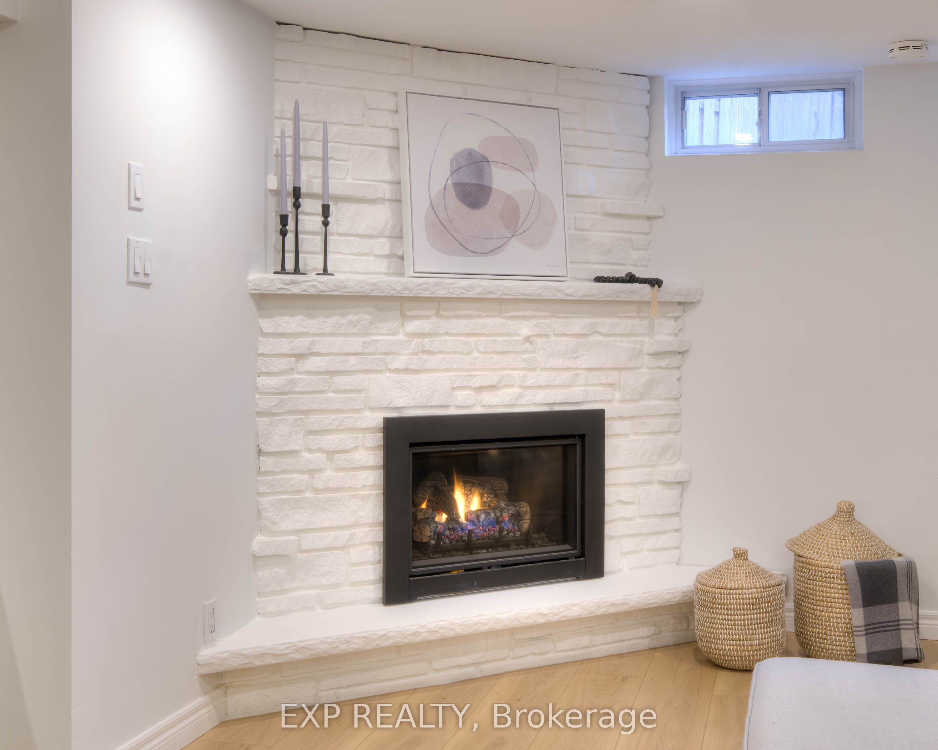 119 Charlotte Place
