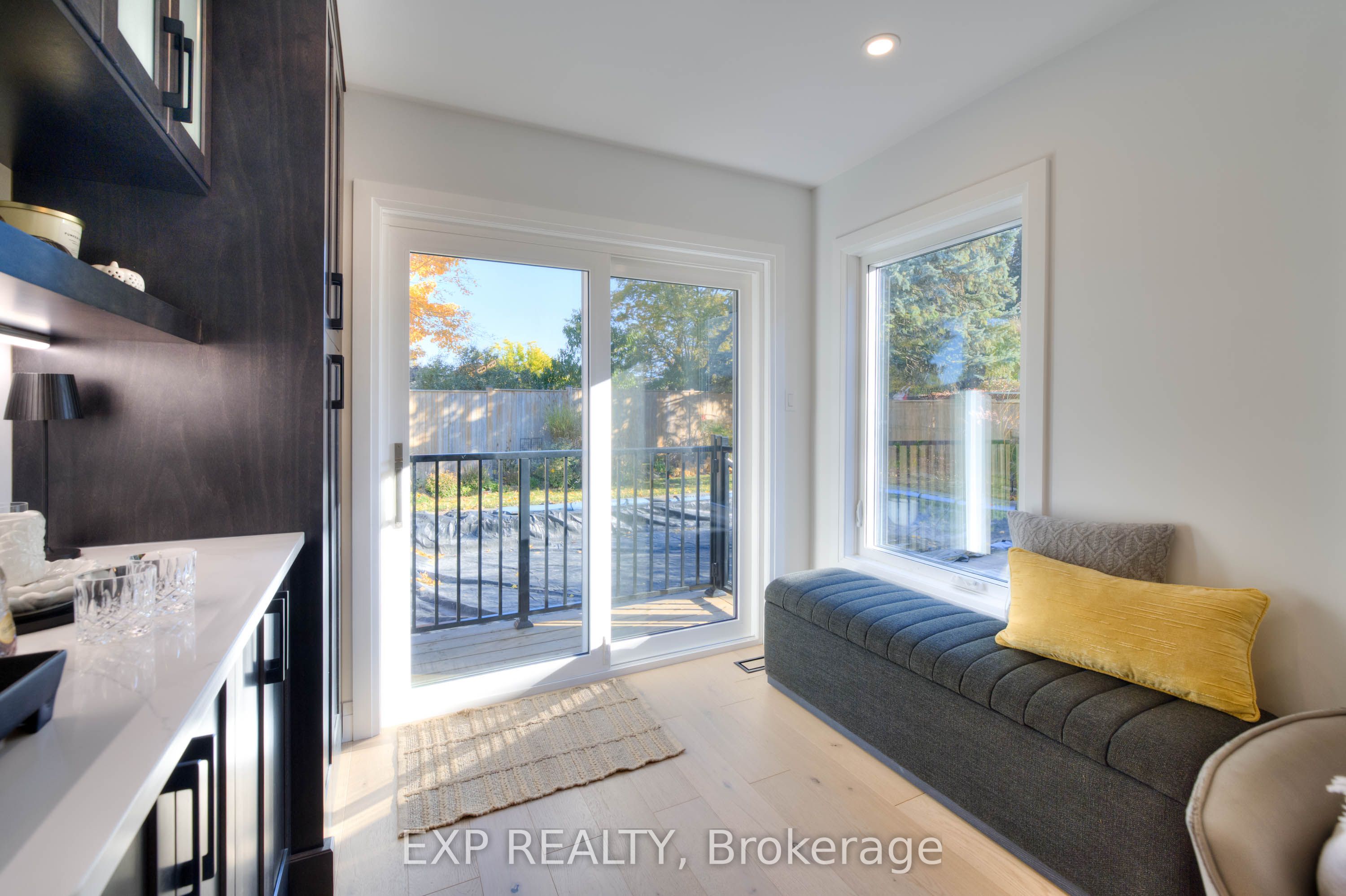 119 Charlotte Place