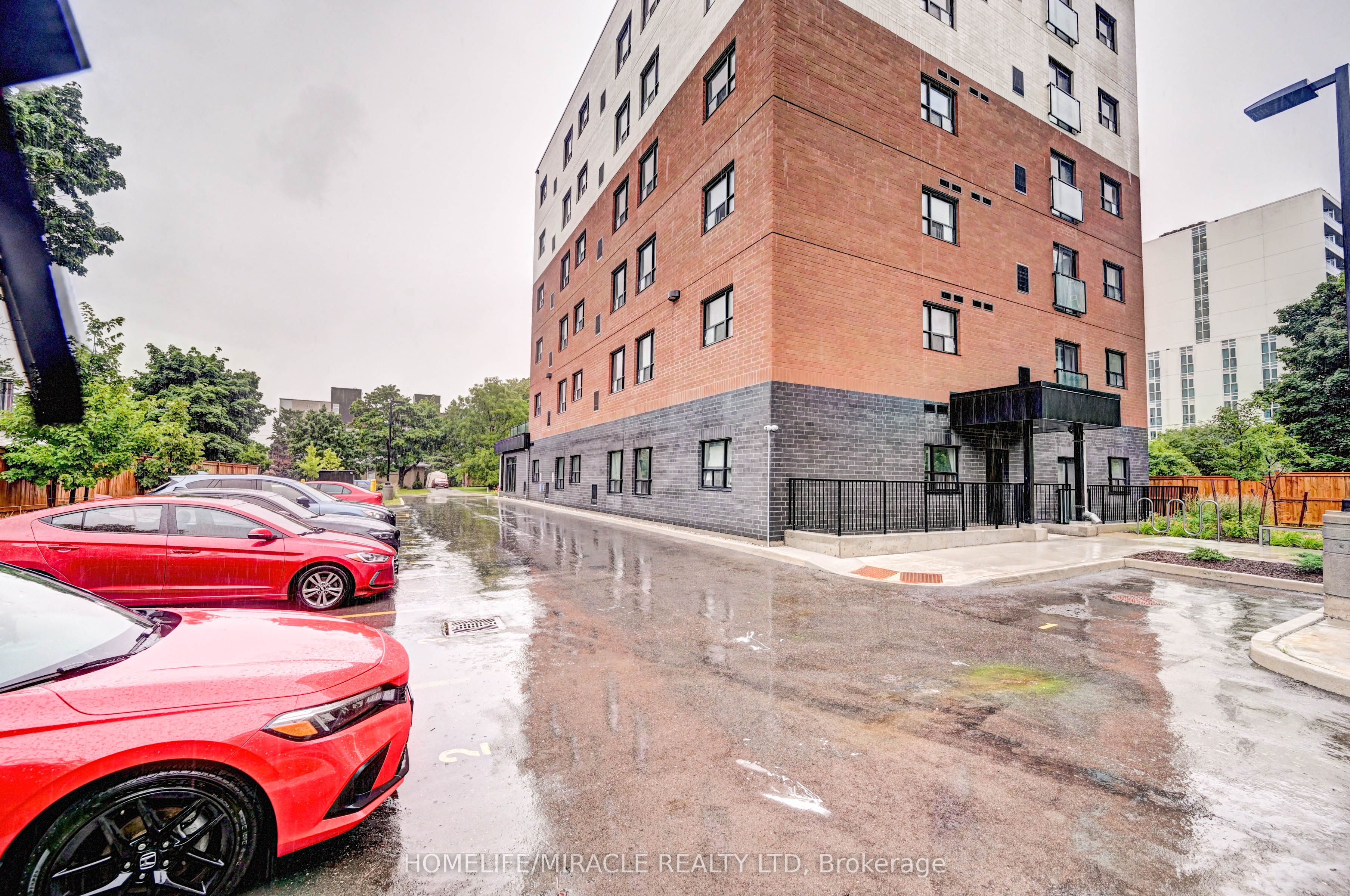 269 Sunview Street, #B05