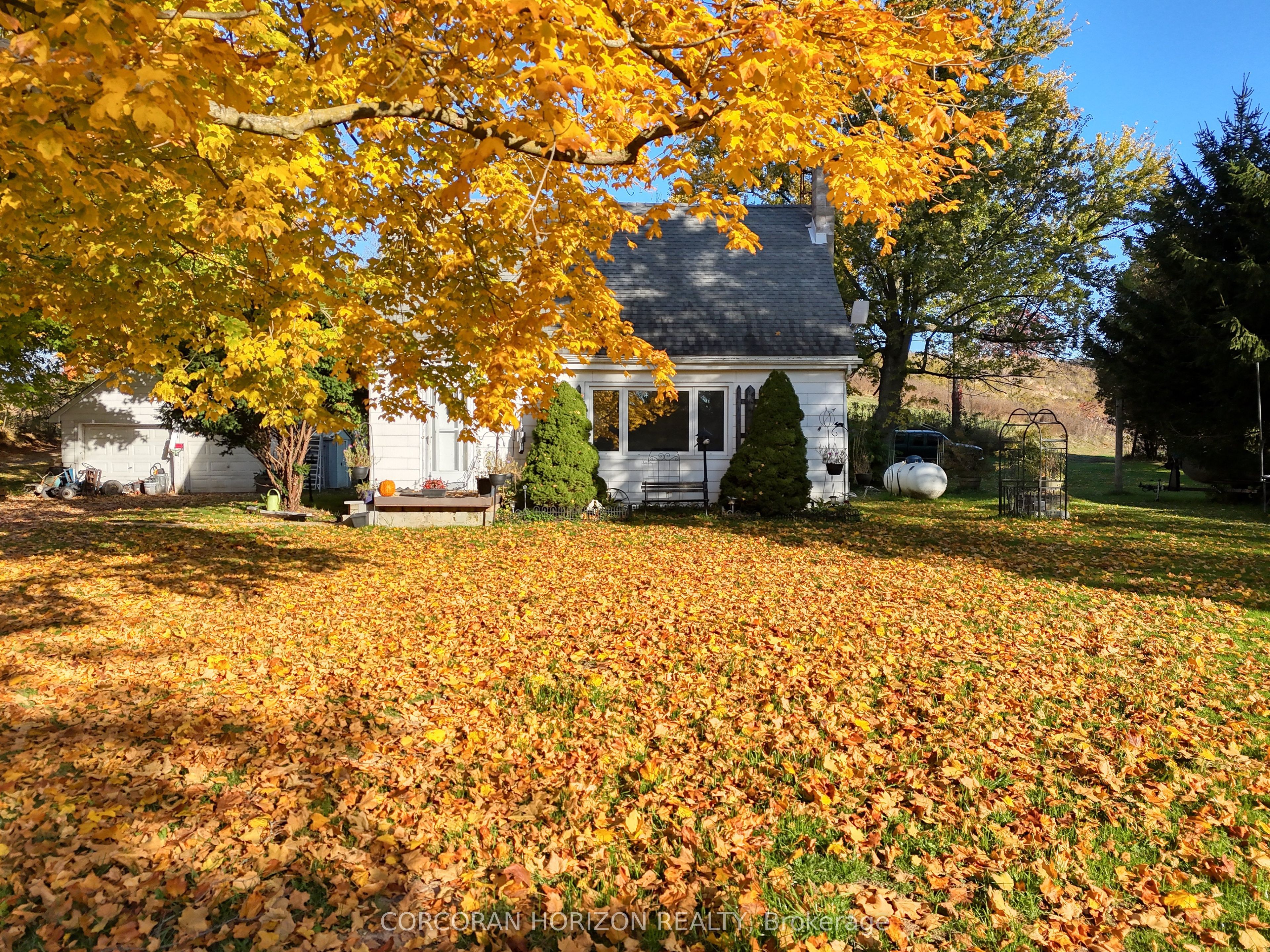 867 Jerseyville Road W