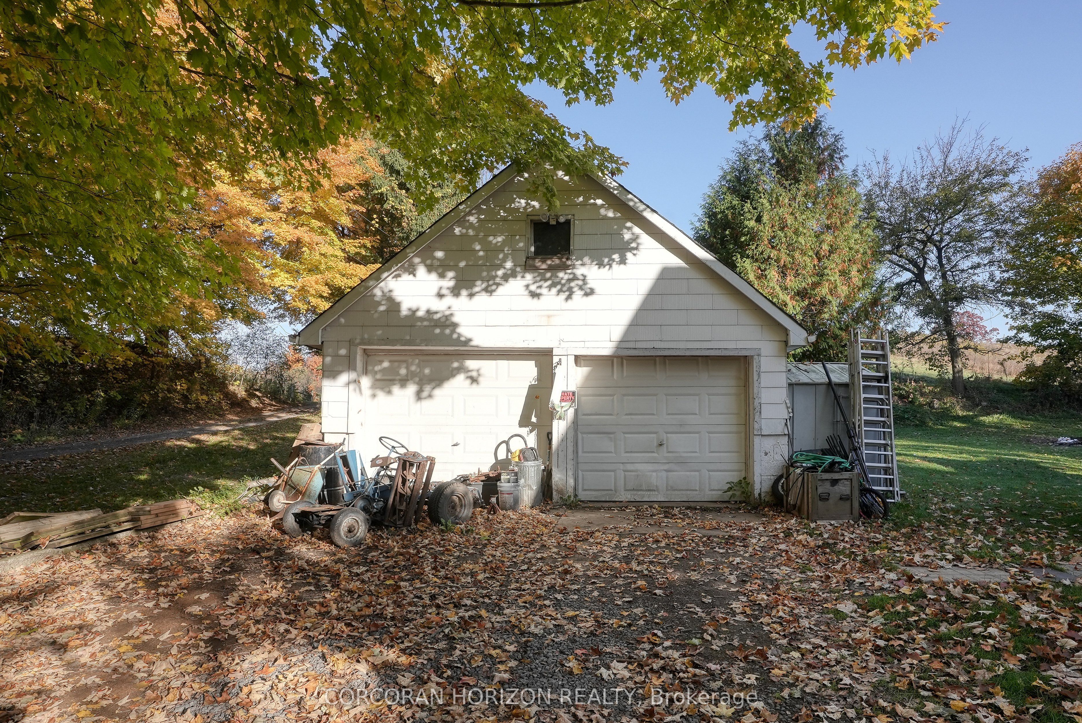867 Jerseyville Road W