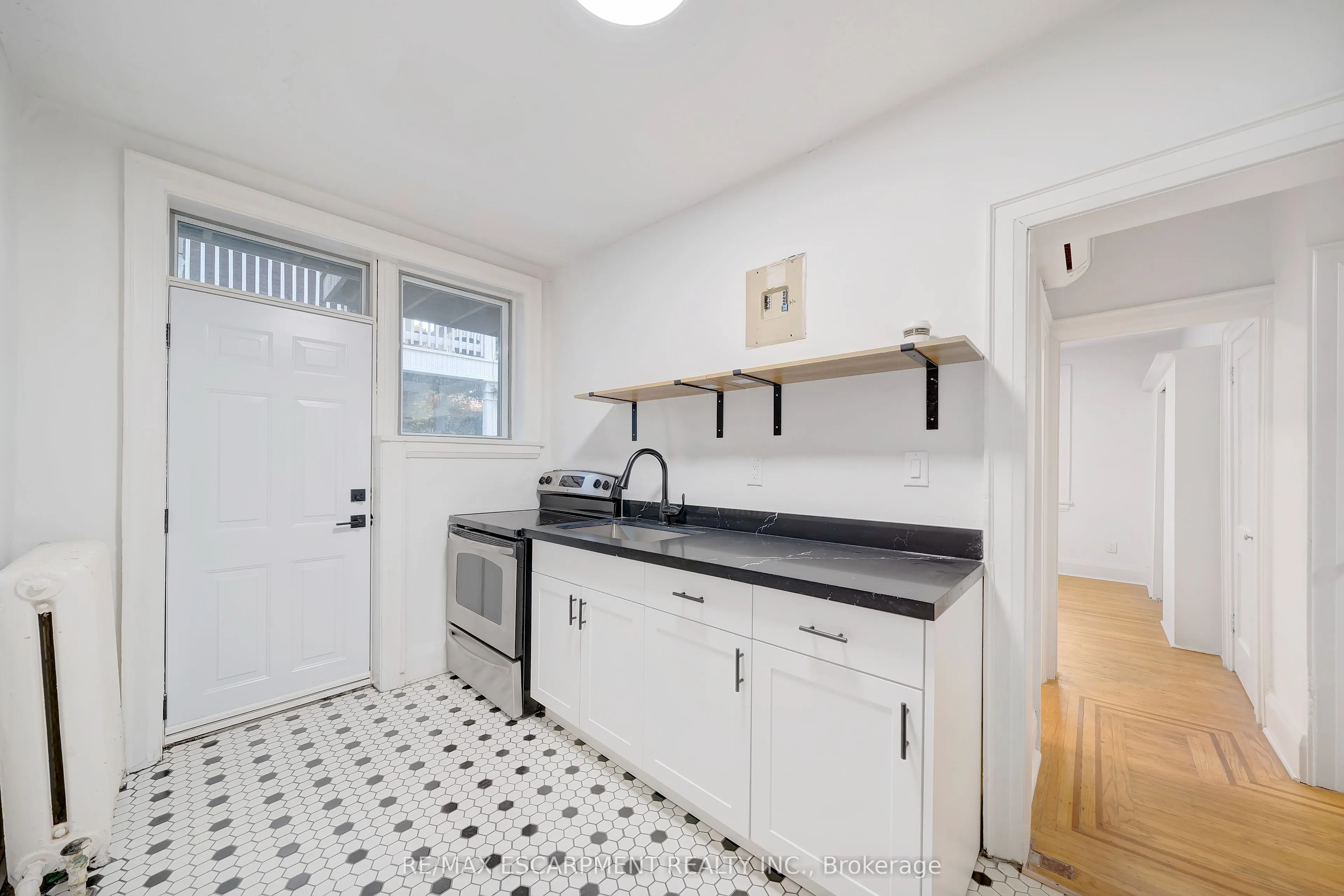 312 Aberdeen Avenue #1