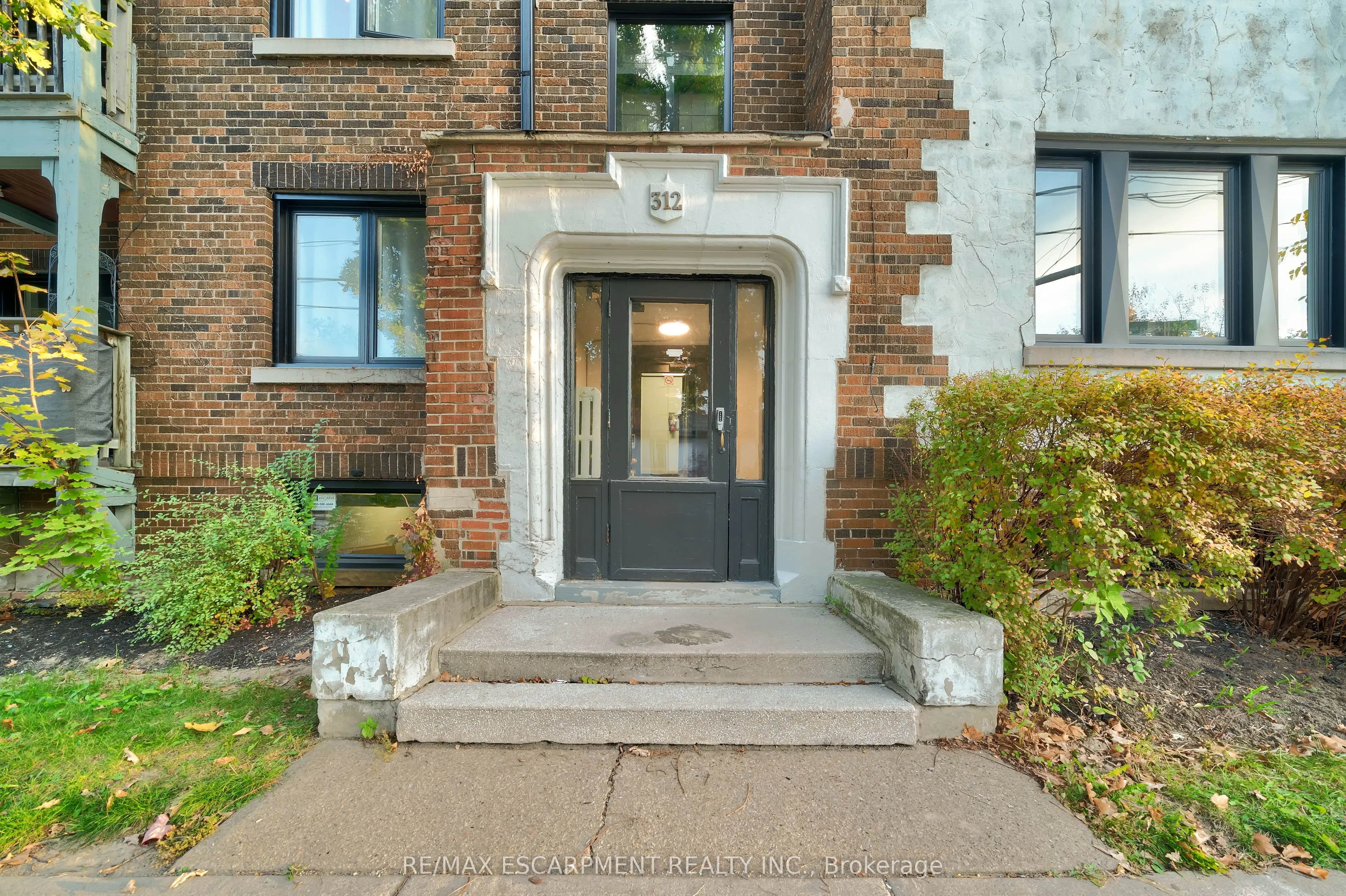 312 Aberdeen Avenue #1