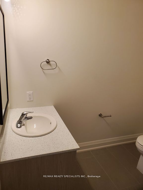 307 King Street E #206
