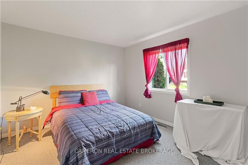 6277 MACRAE Court