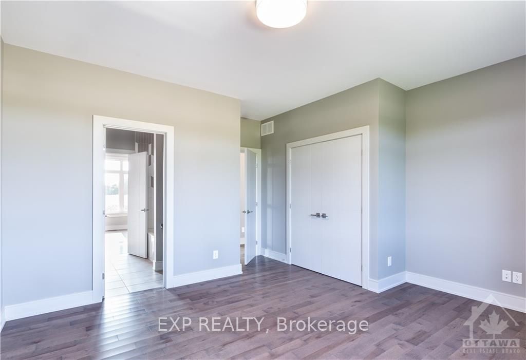 2315 KILCHURN Terrace
