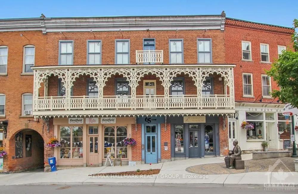 65 MILL Street, #206