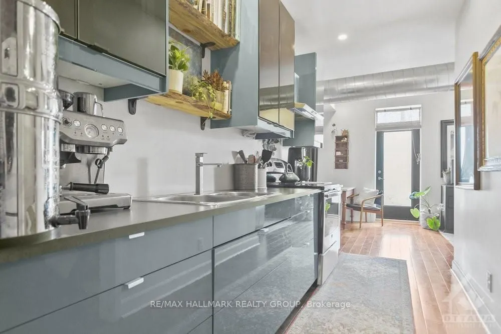 65 MILL Street, #206