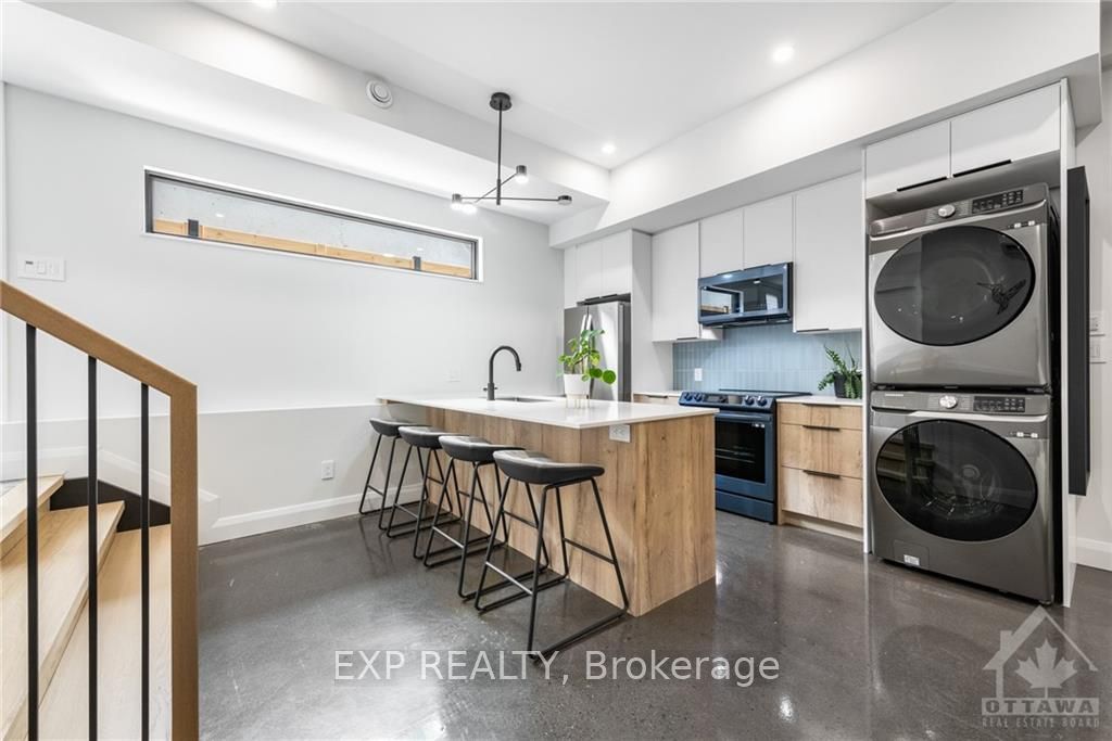 322 PERRIER Avenue