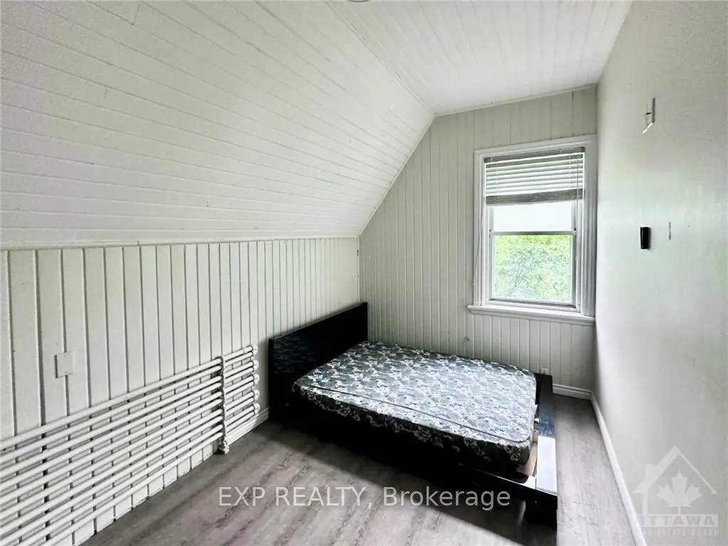 119 DALY Avenue