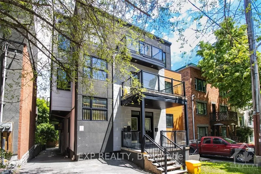 185 HENDERSON Avenue