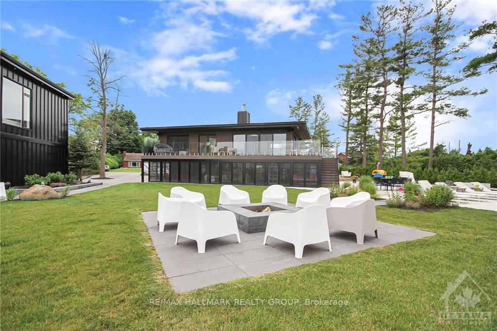 227 GRANDVIEW Road