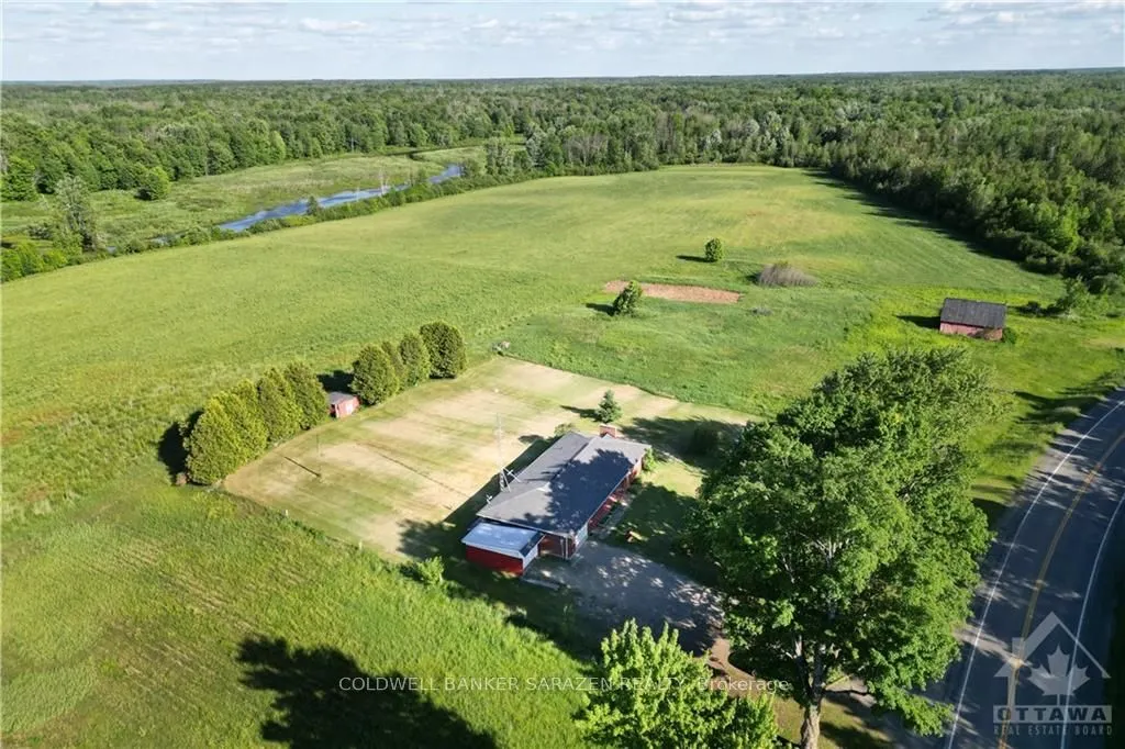 710 COUNTY ROAD 18 Road