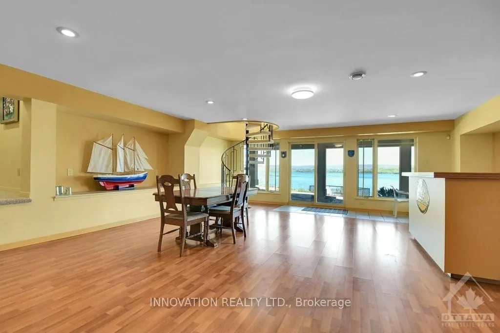 325 BERRY SIDE Road