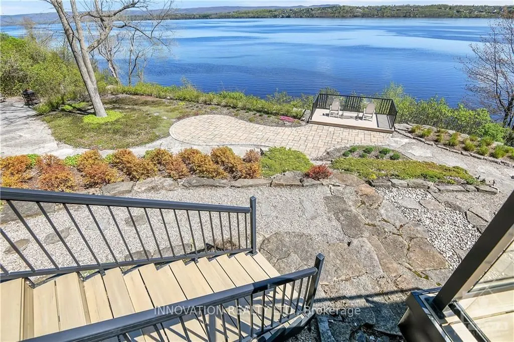 325 BERRY SIDE Road