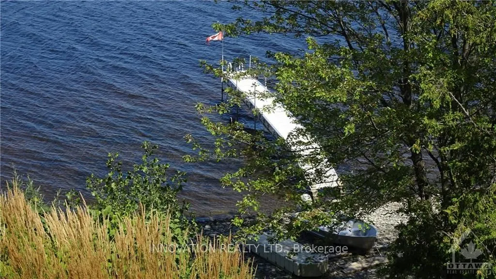 325 BERRY SIDE Road