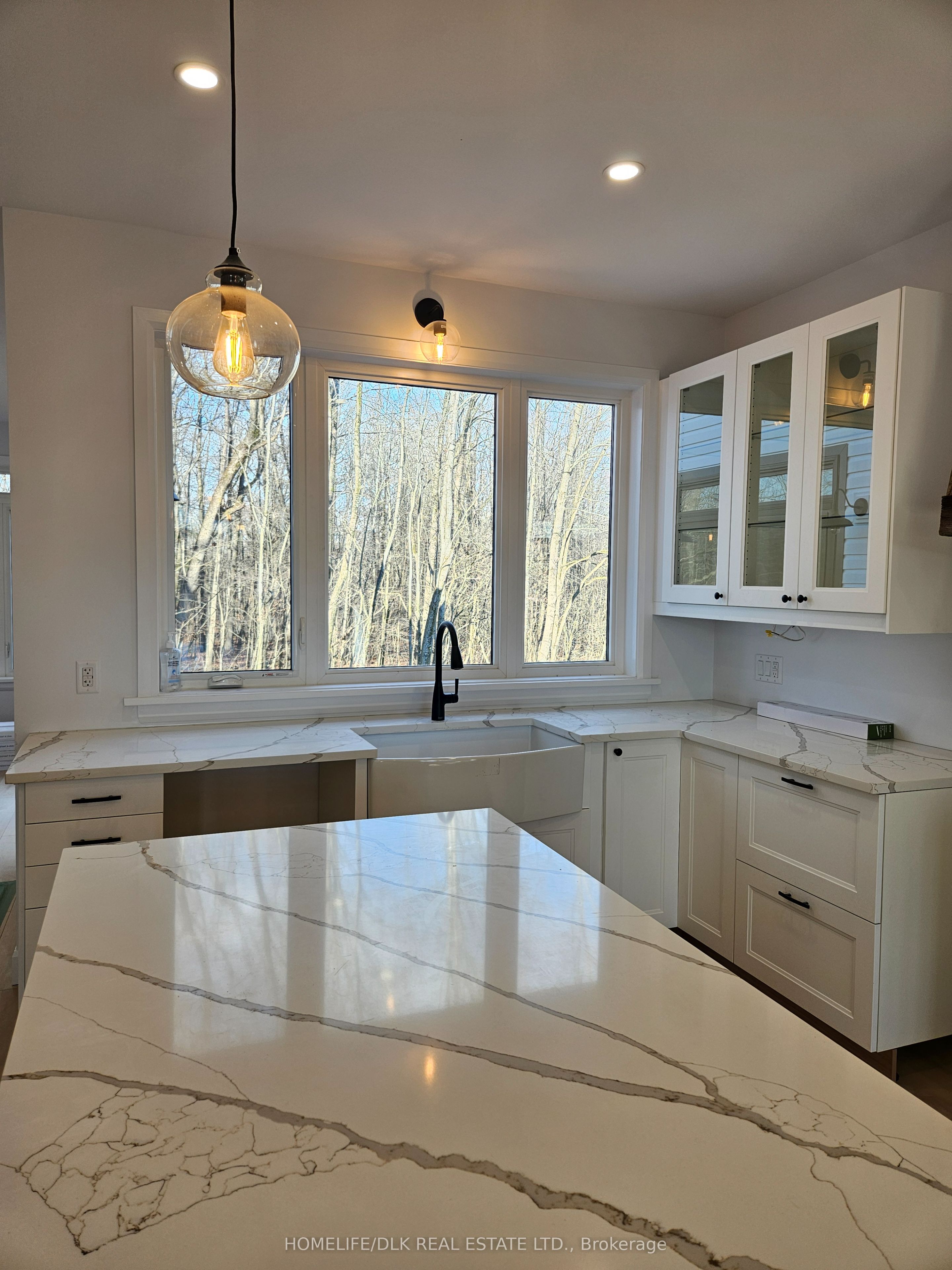 12 TEMPERANCE LAKE Road