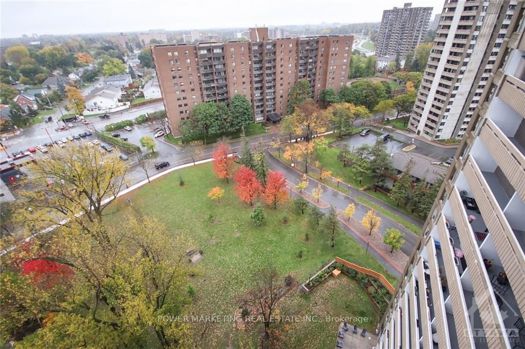 1081 AMBLESIDE Drive, #1604