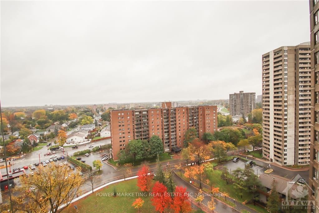 1081 AMBLESIDE Drive, #1604