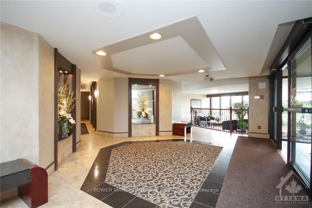 1081 AMBLESIDE Drive, #1604