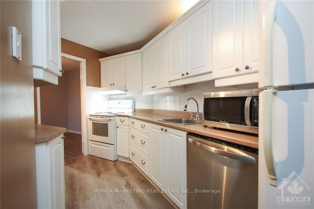 1081 AMBLESIDE Drive, #1604