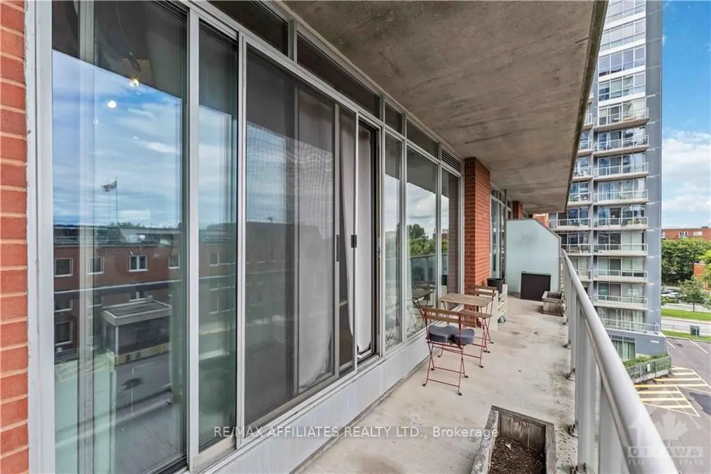 383 CUMBERLAND Street