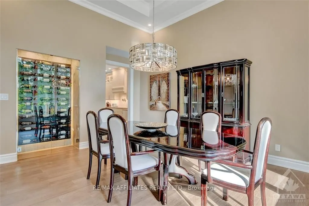 1443 DUCHESS Crescent