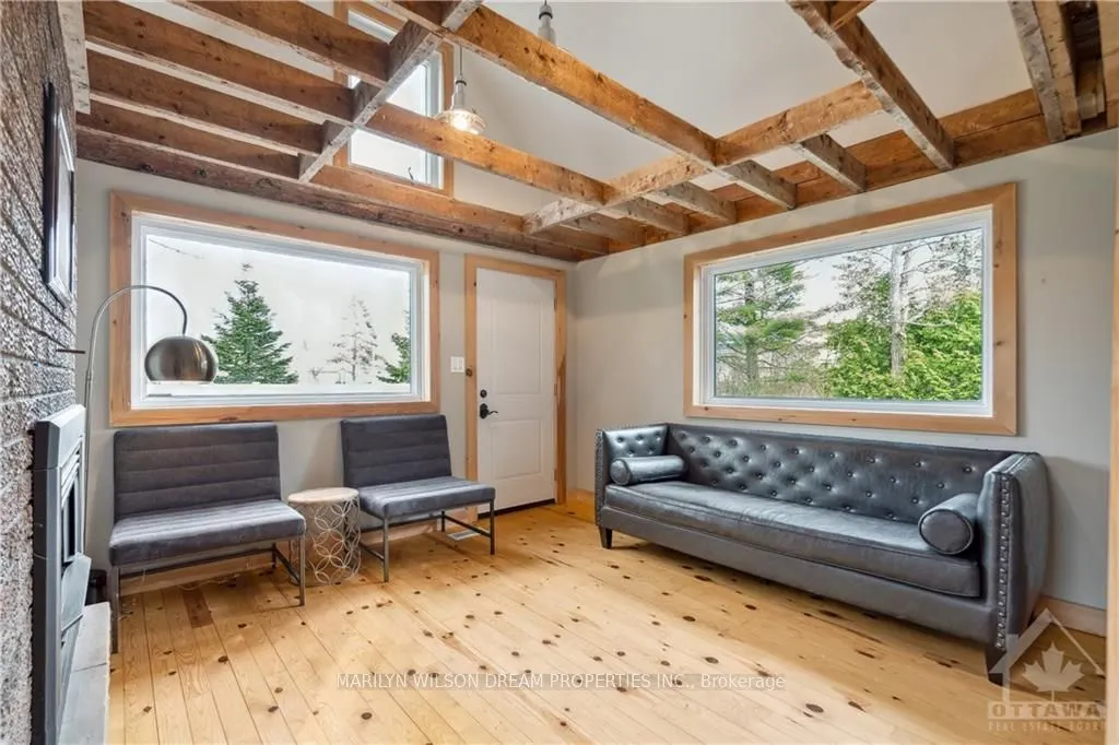 1418 STITTSVILLE MAIN Street