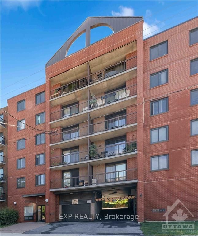 222 GUIGUES Avenue #401