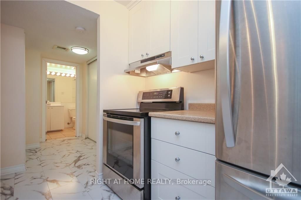 18 NEPEAN Street #701