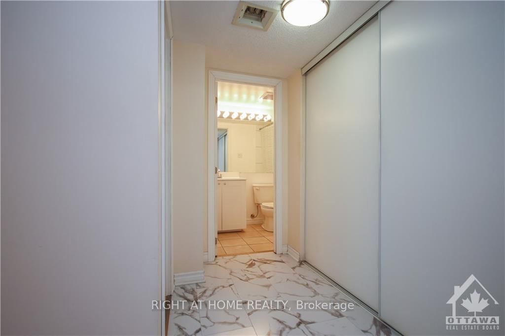 18 NEPEAN Street #701