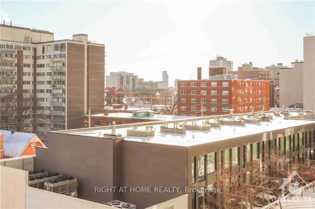 18 NEPEAN Street #701