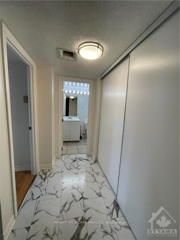18 NEPEAN Street #701