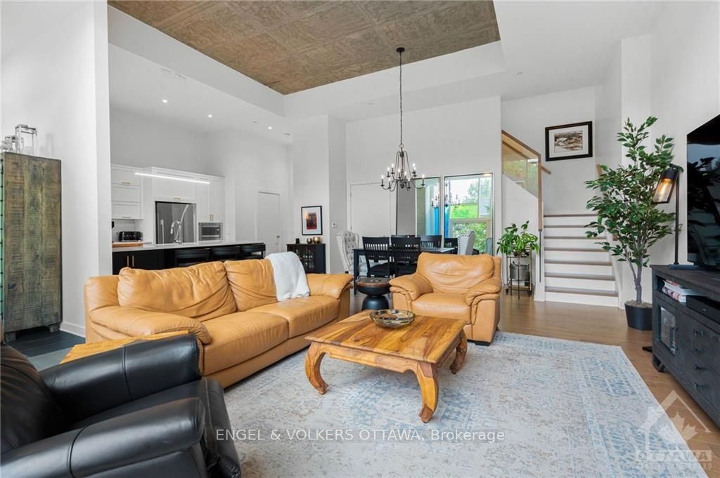 135 BARRETTE Street, #103