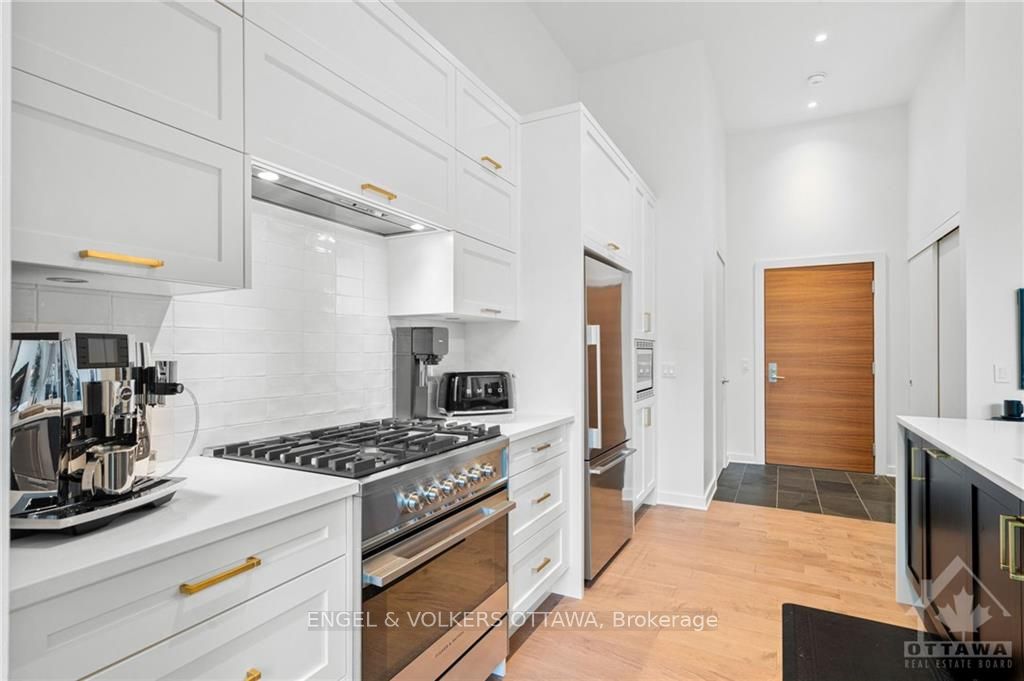 135 BARRETTE Street, #103
