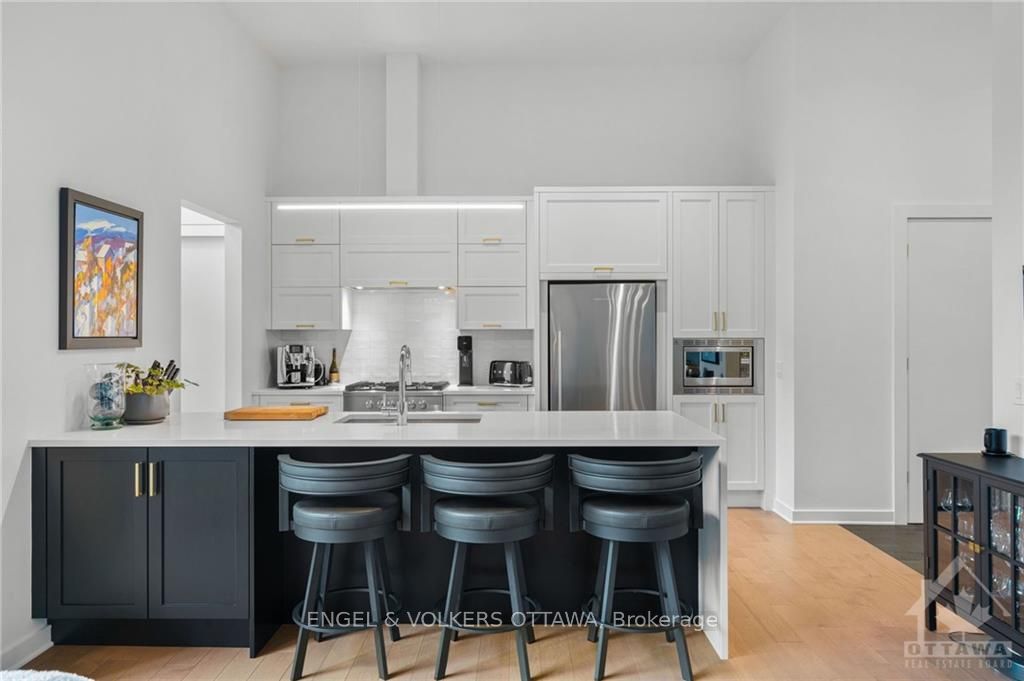 135 BARRETTE Street, #103