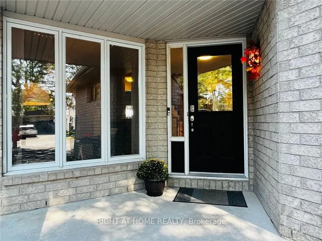 33 SPUR Avenue