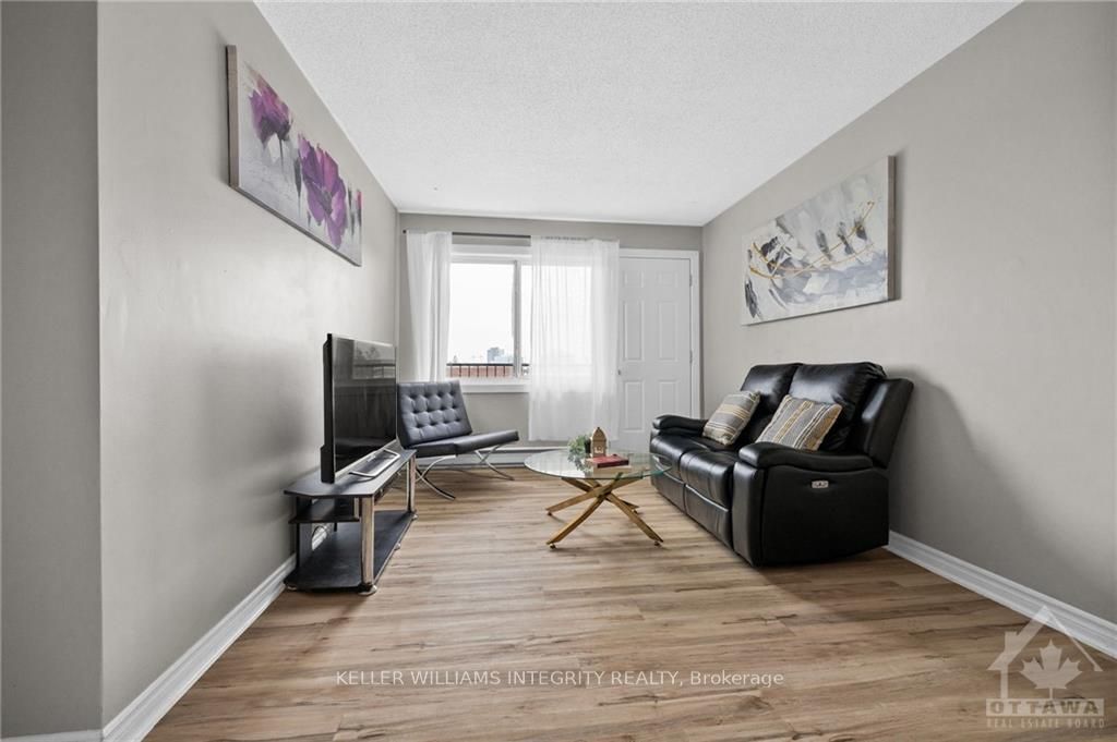 2041 ARROWSMITH Drive #402C