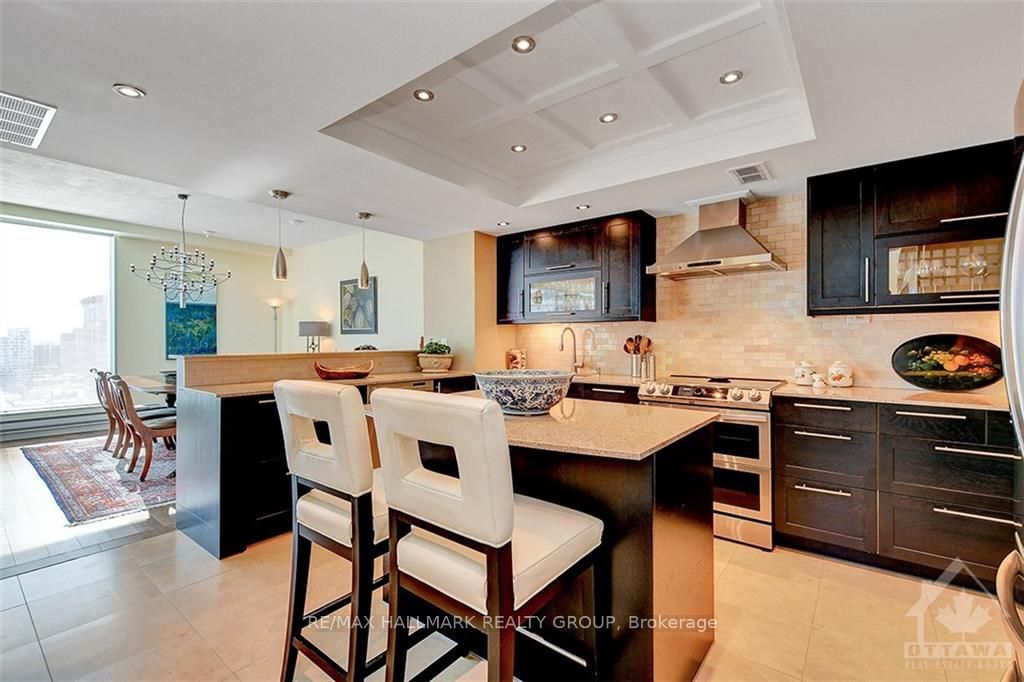 160 GEORGE Street #2404
