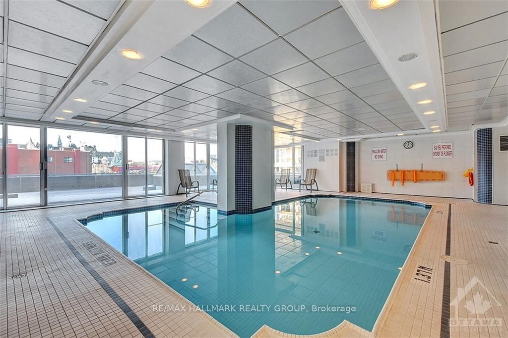 160 GEORGE Street #2404